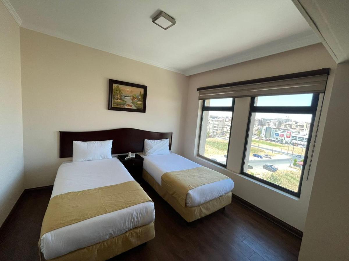 Rozana Hotel Amman Extérieur photo