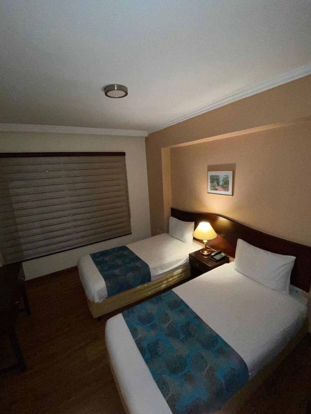 Rozana Hotel Amman Extérieur photo