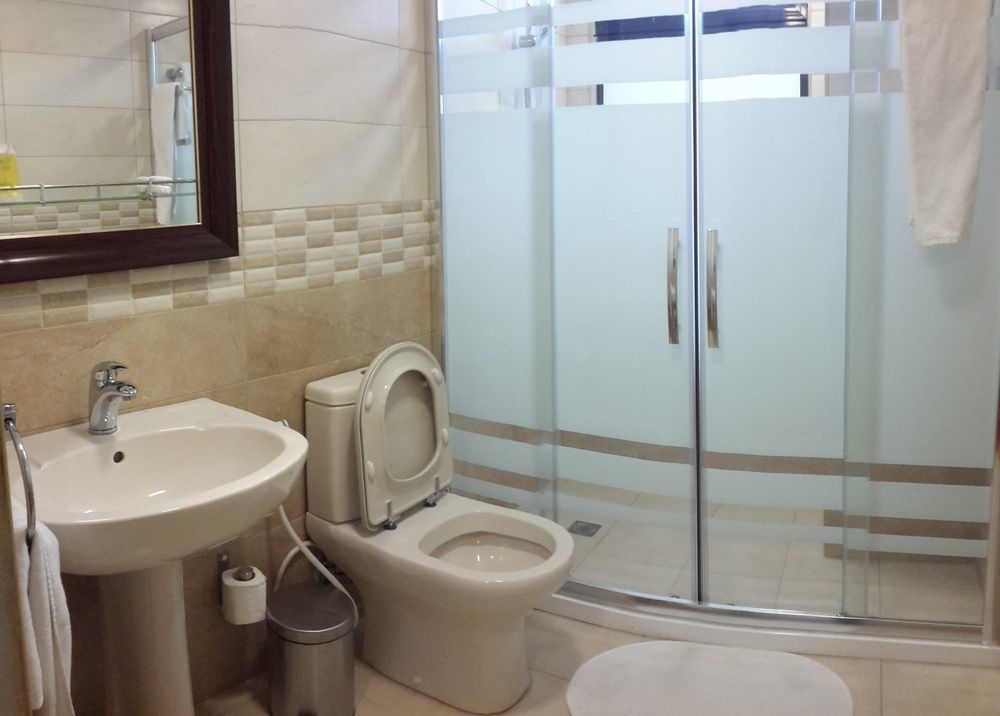 Rozana Hotel Amman Extérieur photo